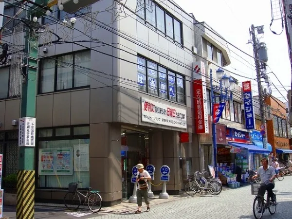 突出看板、パネル看板